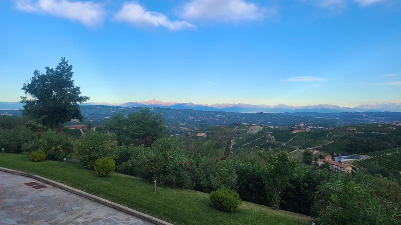 Casa Castella - Adults Only - Langhe Villa Diano d'Alba Ngoại thất bức ảnh