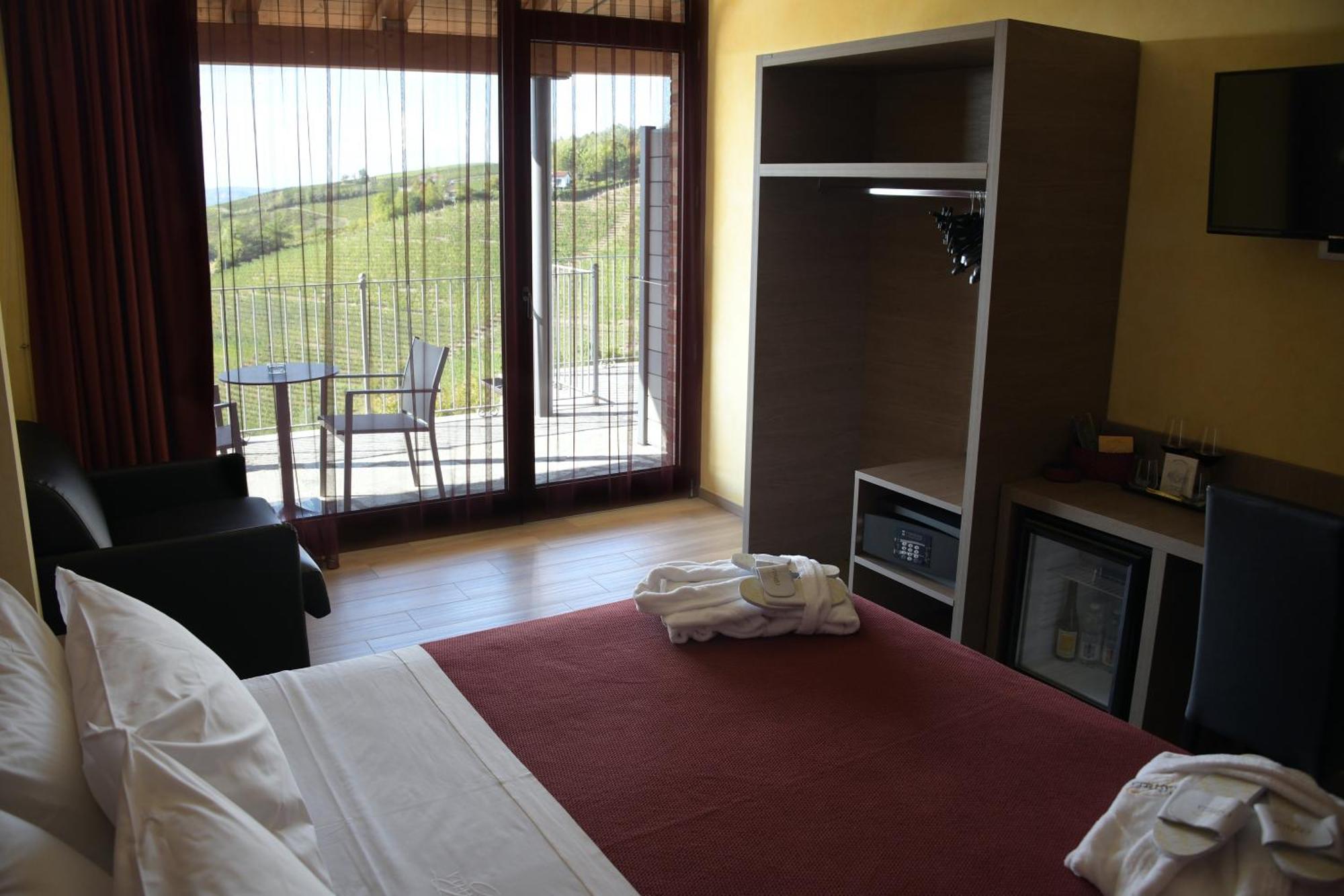Casa Castella - Adults Only - Langhe Villa Diano d'Alba Ngoại thất bức ảnh